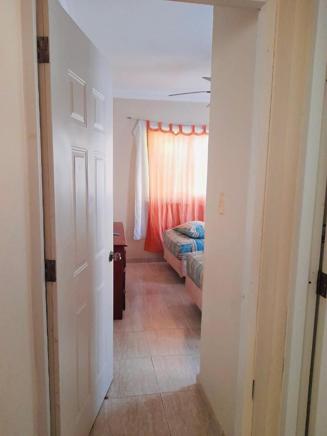 Residencial Flor De Bayahibe Apartment Bagian luar foto